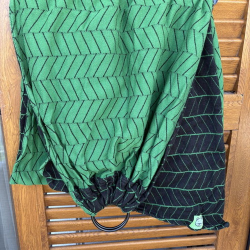 Luna Dream Marsipos Ring Sling like new