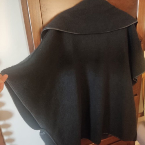 Black women's Edited cape coat like new L/XL