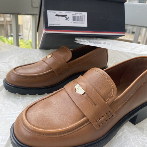 Tommy Hilfiger brown boots new, size 36