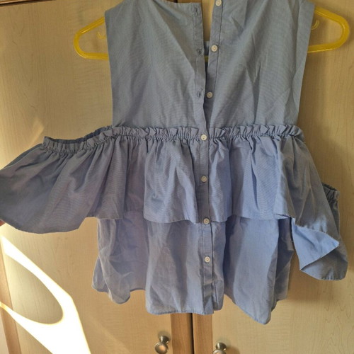 Zara shirt medium sky blue like new