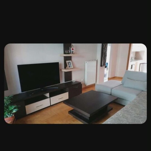 Handmade coffee table like new, dimensions 1.07 x 0.77 m