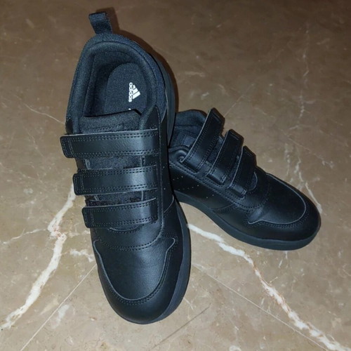 Adidas Kids' Athletic Shoes Size 38 Black New