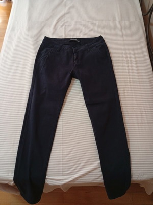 Acme women's pants black size M like new