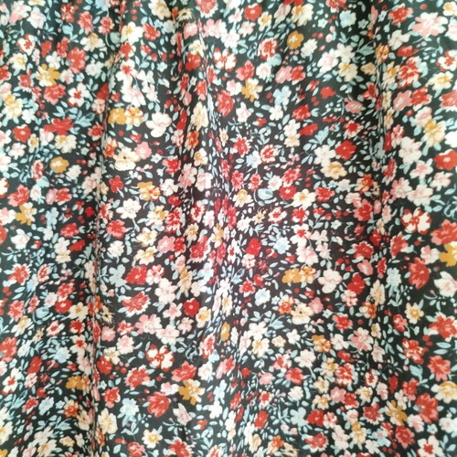 Mini skirt women's like new size M / 38 / 10