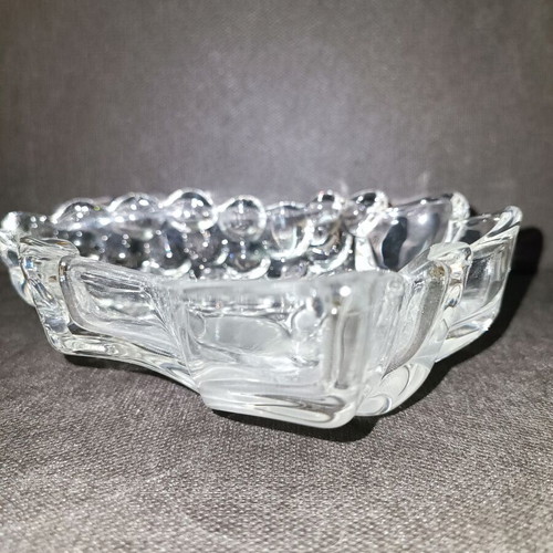 Crystal glass bowl with grape design and frosted leaves Studio Silversmiths like new