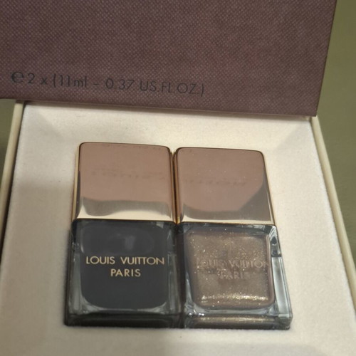 Louis Vuitton βερνίκι νυχιών σετ χρυσό και καφέ