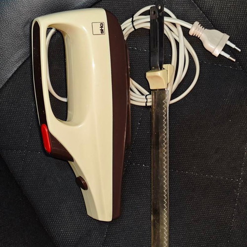 SHG Electric Knife Type EM 577 like new, vintage