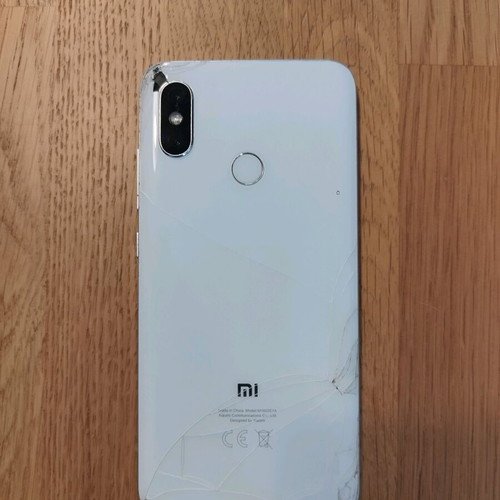 Xiaomi M8 128GB used, damaged