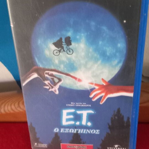 E. T. The Extra-Terrestrial used videocassette with subtitles