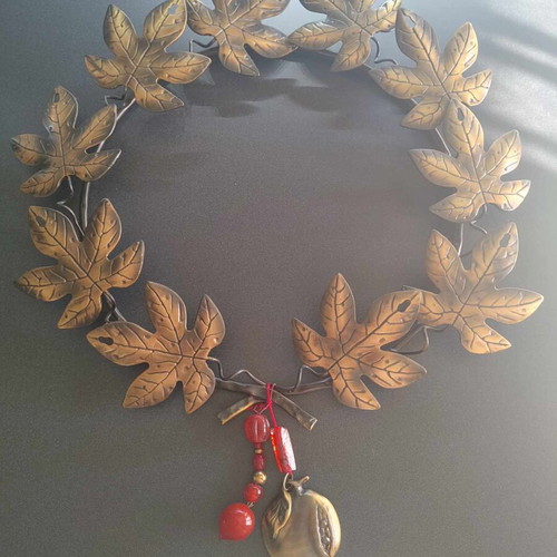 Metal wreath like new with leaves, 50 cm diameter