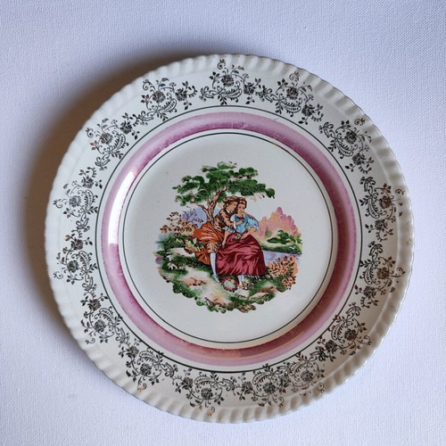 Decorative wall plate used with free stand, diameter 23 cm