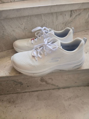 Skechers ArchFit λευκά αθλητικά παπούτσια