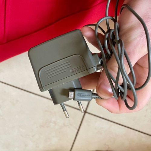 Nintendo DS Lite charger like new, genuine