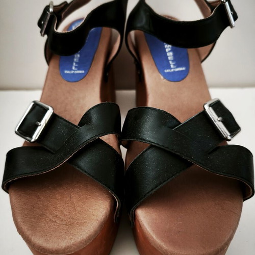 Jeffrey Campbell boho wooden sandals size 41 like new, black