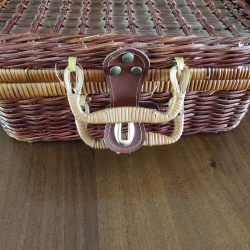 Picnic toy set new with wicker basket and glass cups