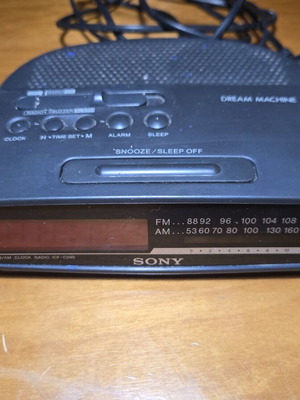 Sony Dream Machine ICF-C290 Digital Radio Alarm Clock new