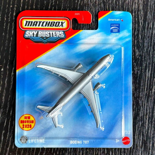 Matchbox Sky Busters Boeing 787 American Airlines airplane new