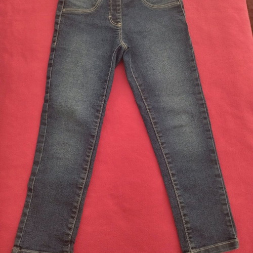 Benetton jeans like new, elastic with adjustable waistband, size 110 cm
