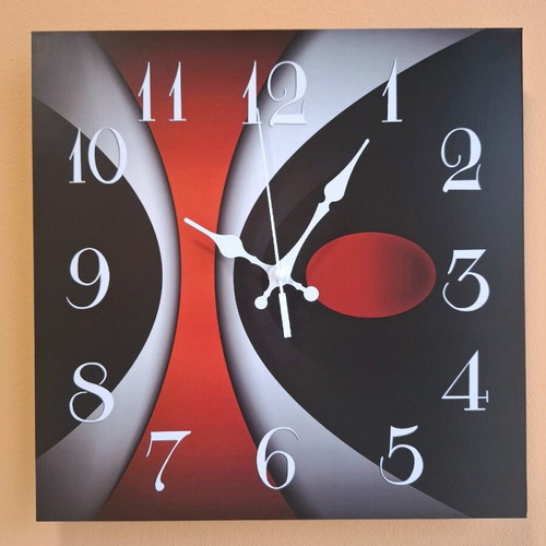 Wall clock wooden new, silent operation 30 cm