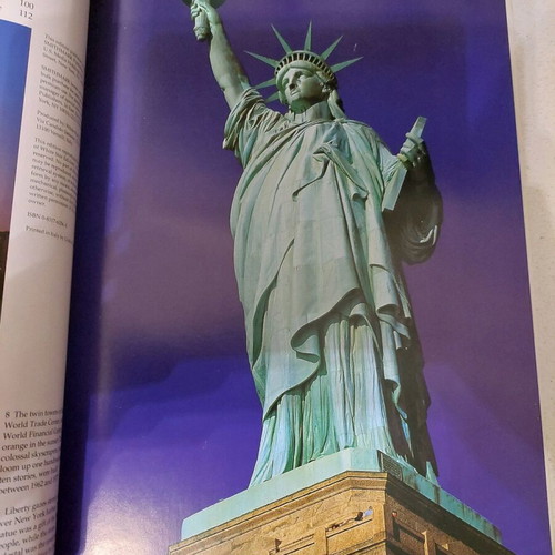 Coffee Table Book New York like new, old edition