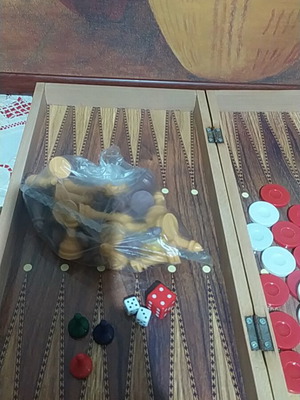Backgammon set