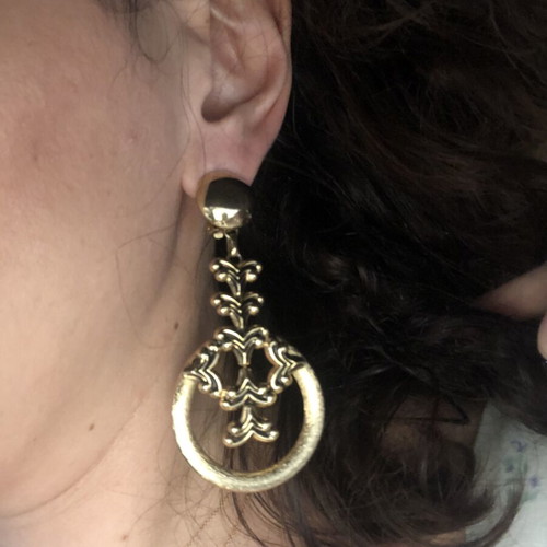 Vintage gold long clip-on earrings like new