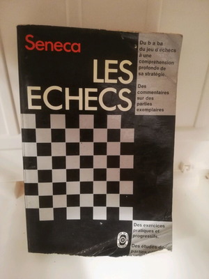 Camil Seneca Les Echecs 1974 used French chess book
