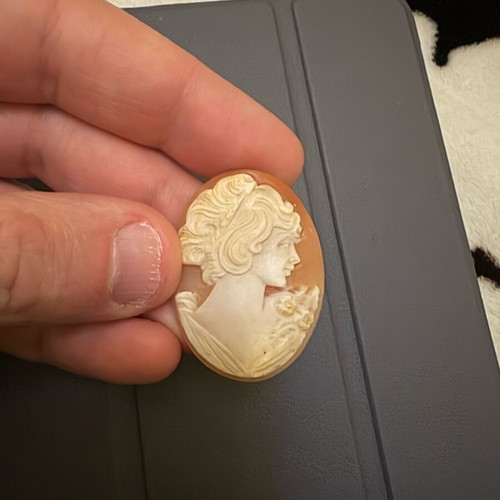 Cameo old used genuine hand-carved
