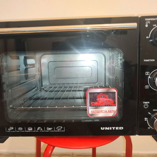United Oven 1500W like new