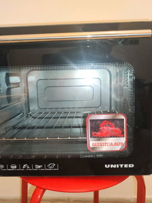 United Oven 1500W like new