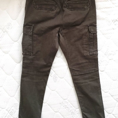 H&M Cargo pants like new, size M, dark khaki
