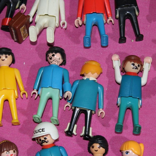 Playmobil pack N21 like new, 58 assorted pieces