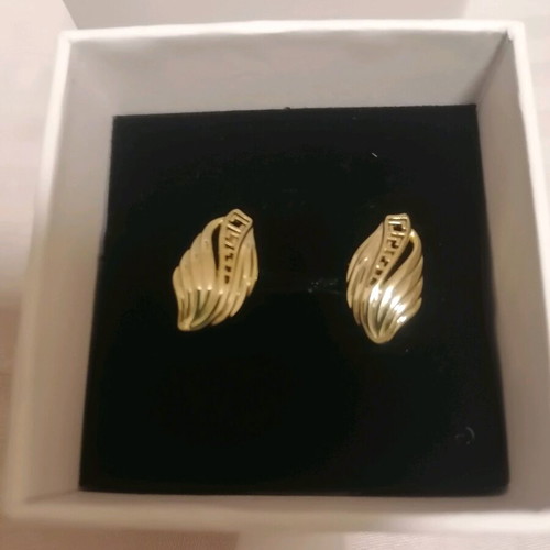 Women's earrings with gold plating, waterproof