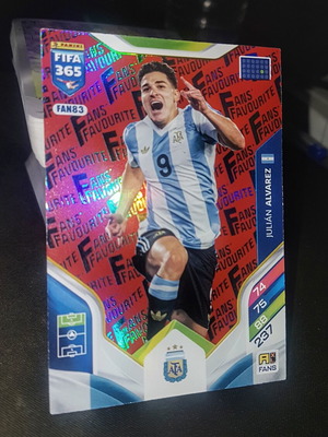 Julian Alvarez Fan Favorite 2026 Red Parallel Panini Adrenalyn XL card like new