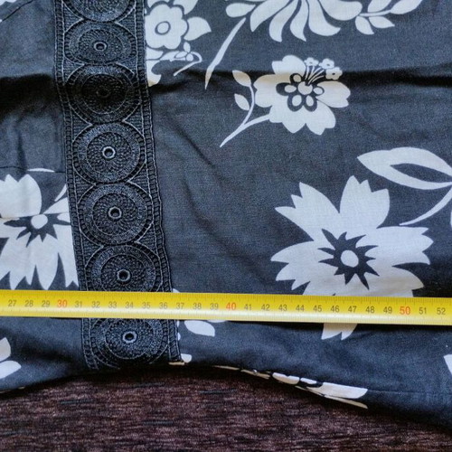 Marks & Spencer sleeveless blouse new, floral, size M