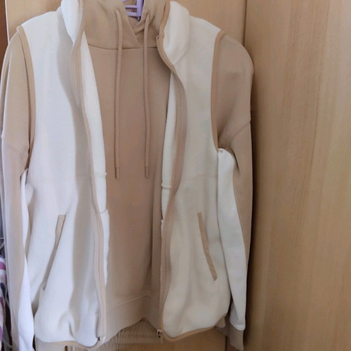 3-Piece Tracksuit Set with Vest like new, size M