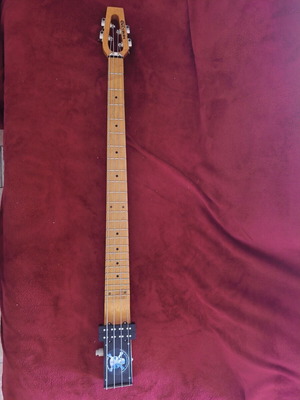 Ministar Basstar Travel Electric Bass Like New