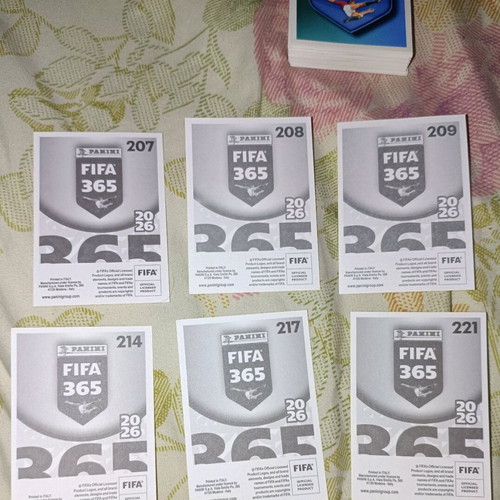 Olympiacos 2026 Panini FIFA 365 Stickers like new, pack of 10