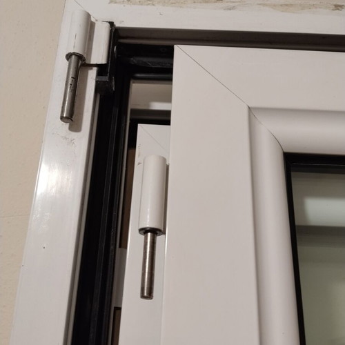 Aluminum window frames like new, set of 2 white balcony doors