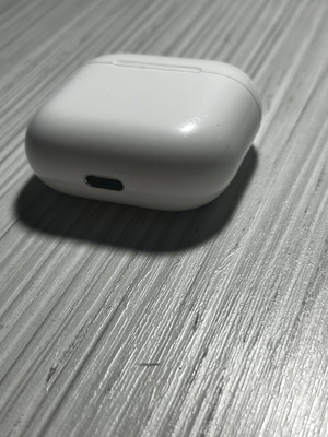 Standard AirPods 4 wireless earbuds, used, no box