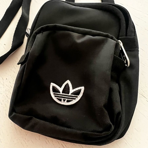 Adidas crossbody bag like new with two compartments