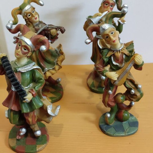 Musical figures handmade rare set of 4 polyresin like new