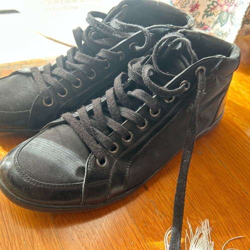 Prada shoes used with sole defect, size 44.5, black