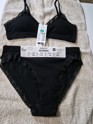 Lingerie set new, elastic, black