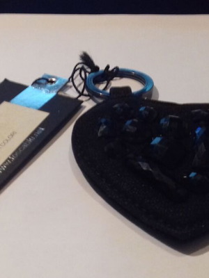 Heart accessory keychain black with design like new