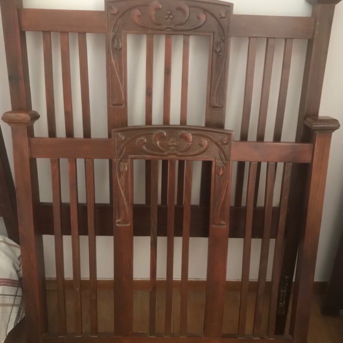 Antique beds used 150 years old solid wood with handmade carvings