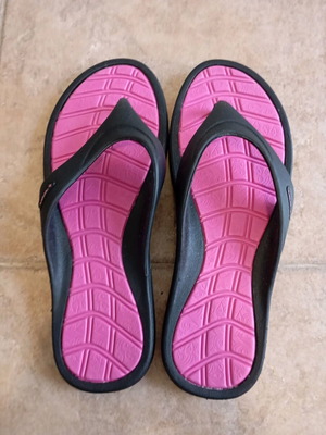Tecnopro swimming pool sandals size 38 new