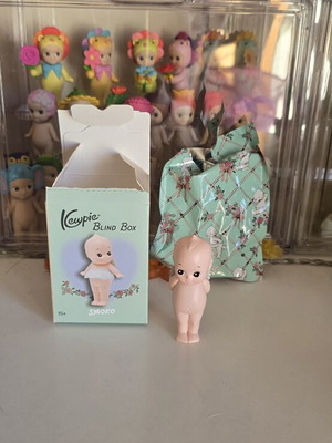 Smoko Kewpie Mini Blind Box Figure Angel like new