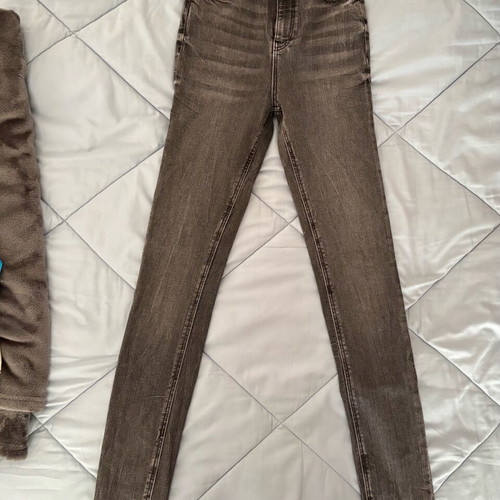 Zara Skinny Jeans Like New, Size 34, Black and Grey