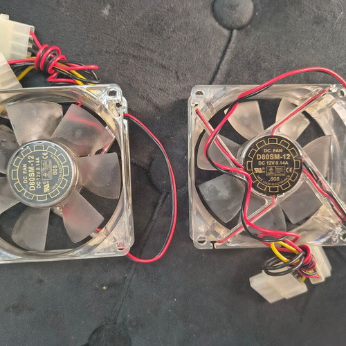 PC fans set of 4 with HDMI splitter like new